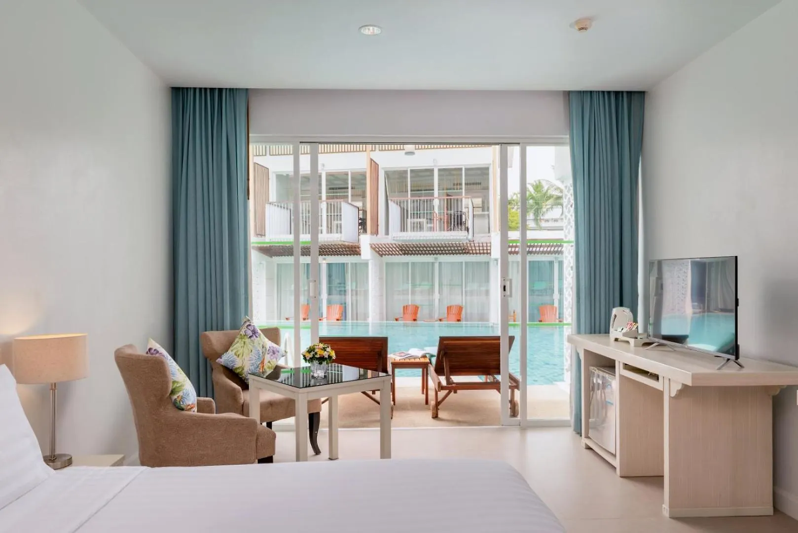 **** Resort The Briza Beach Resort, Khao Lak Sha Extra Plus Thailand