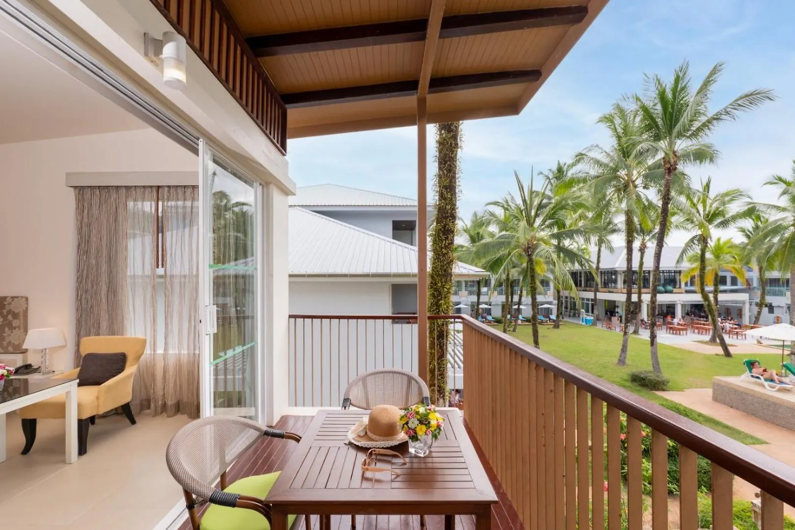 **** Resort The Briza Beach Resort, Khao Lak Sha Extra Plus Thailand
