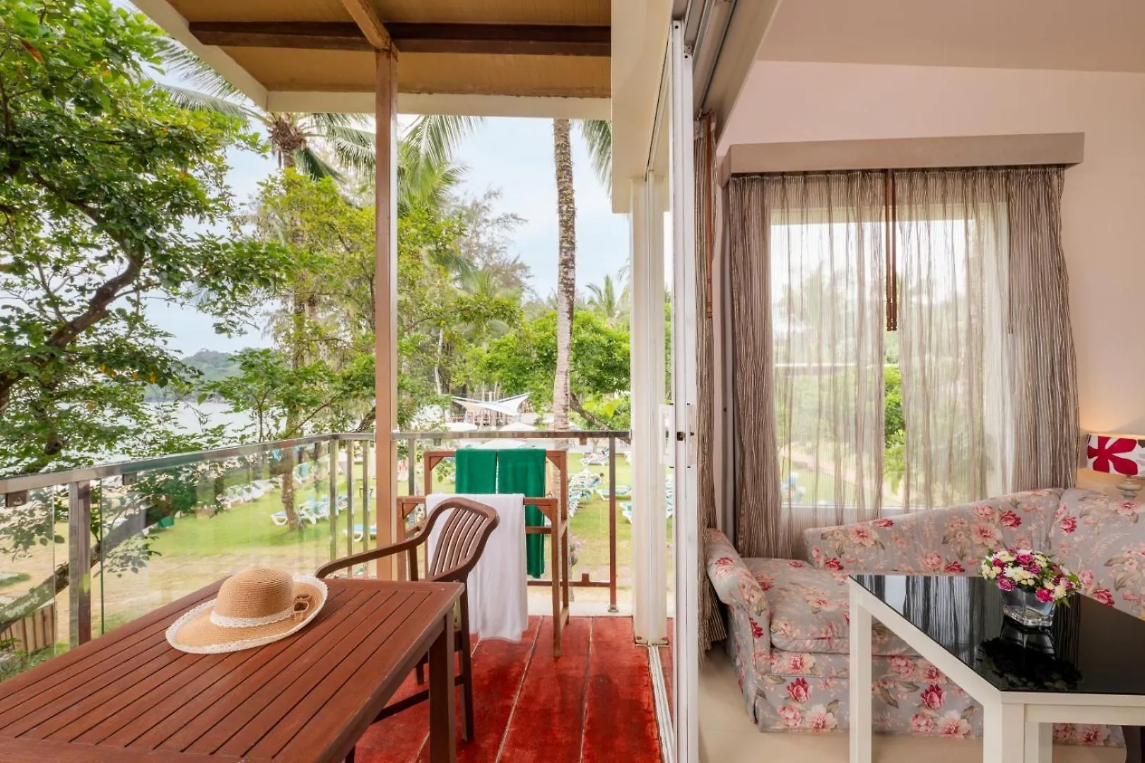 The Briza Beach Resort, Khao Lak Sha Extra Plus 4*,  Thailand