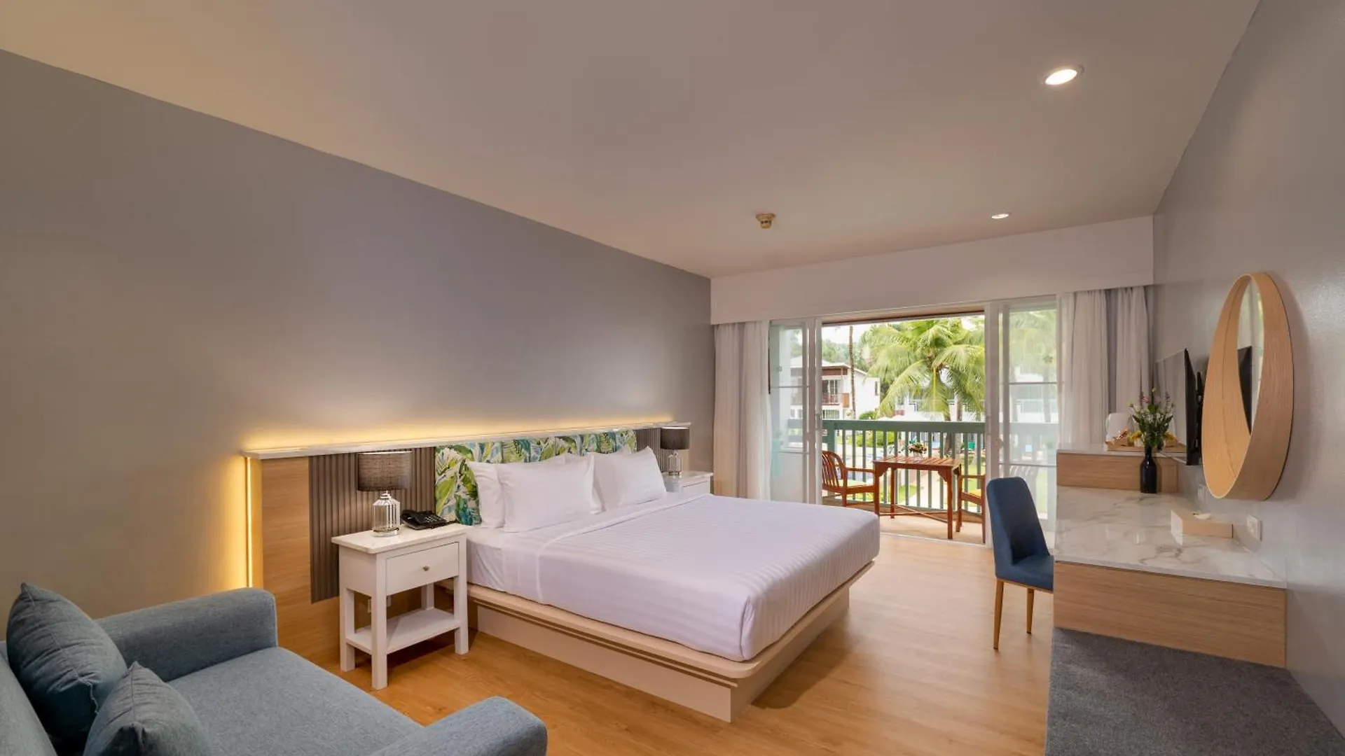 The Briza Beach Resort, Khao Lak Sha Extra Plus Resort