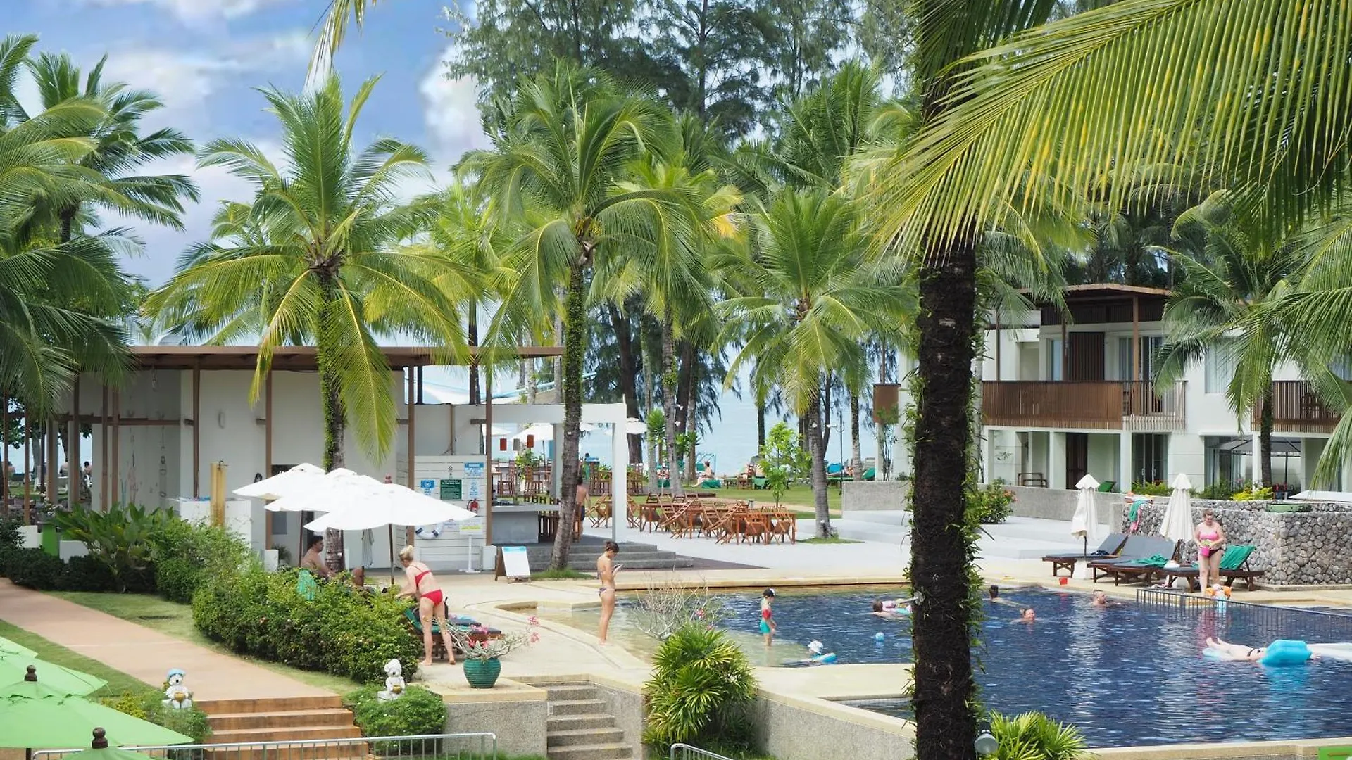 The Briza Beach Resort, Khao Lak Sha Extra Plus Resort