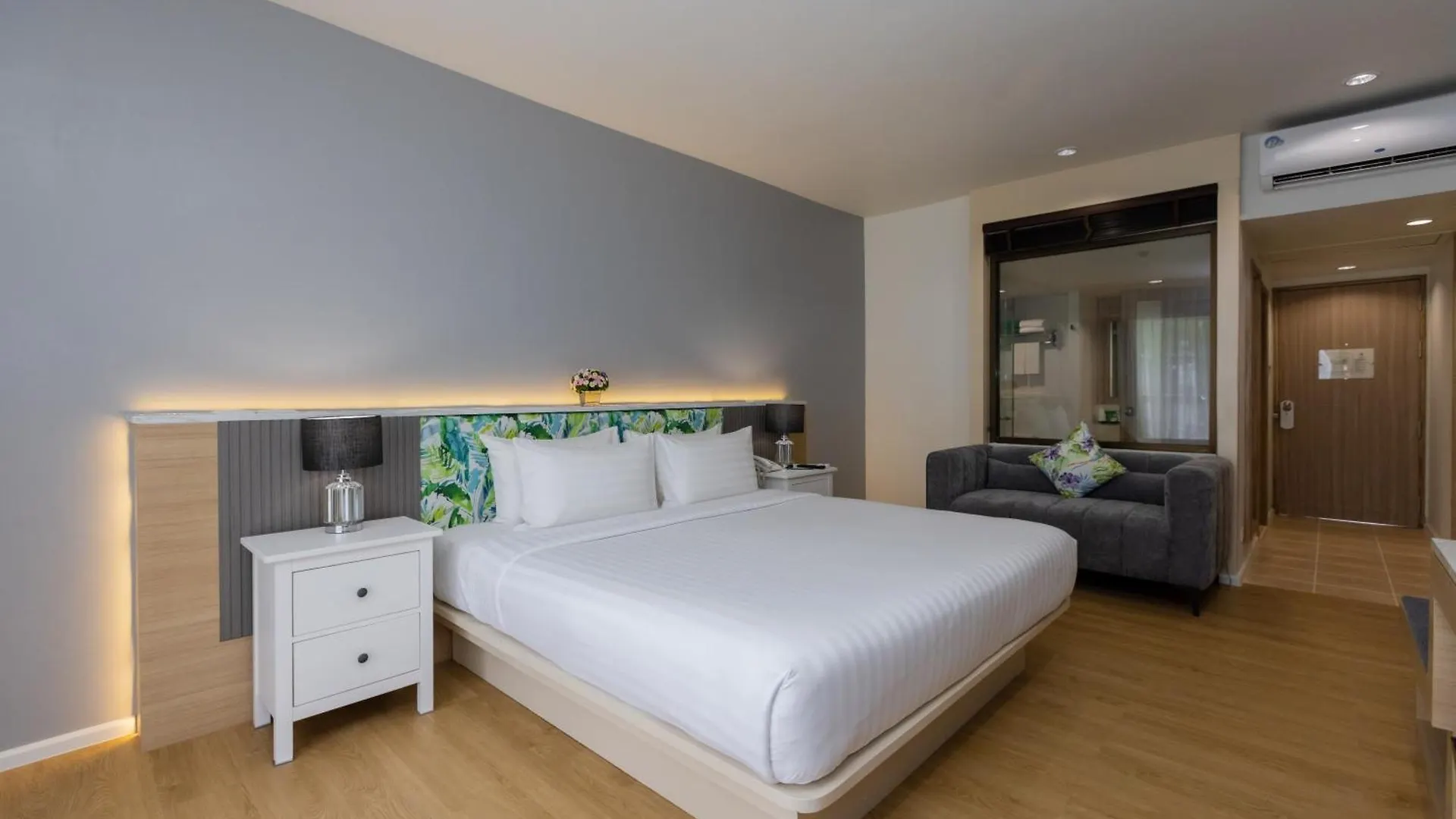 The Briza Beach Resort, Khao Lak Sha Extra Plus