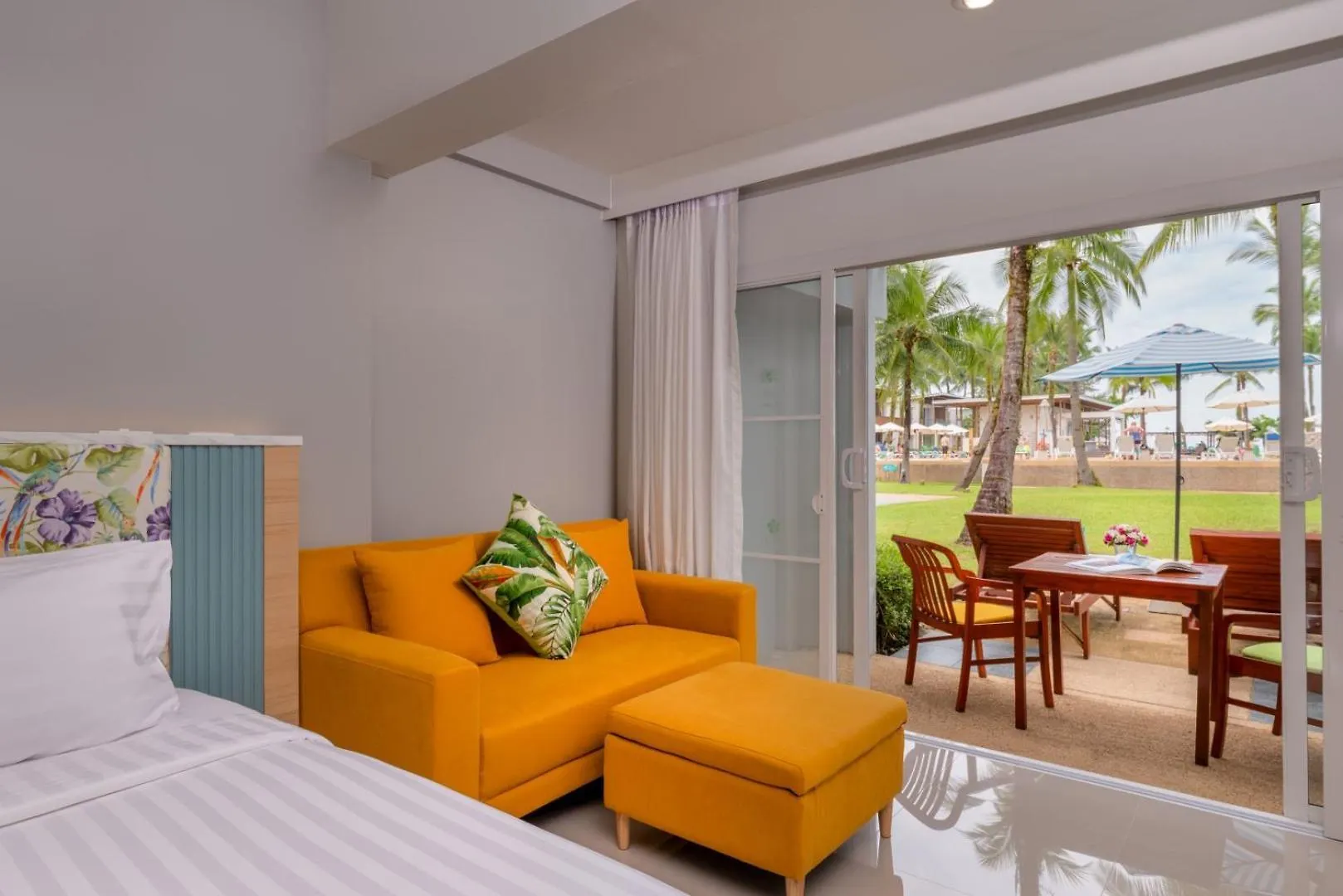 The Briza Beach Resort, Khao Lak Sha Extra Plus