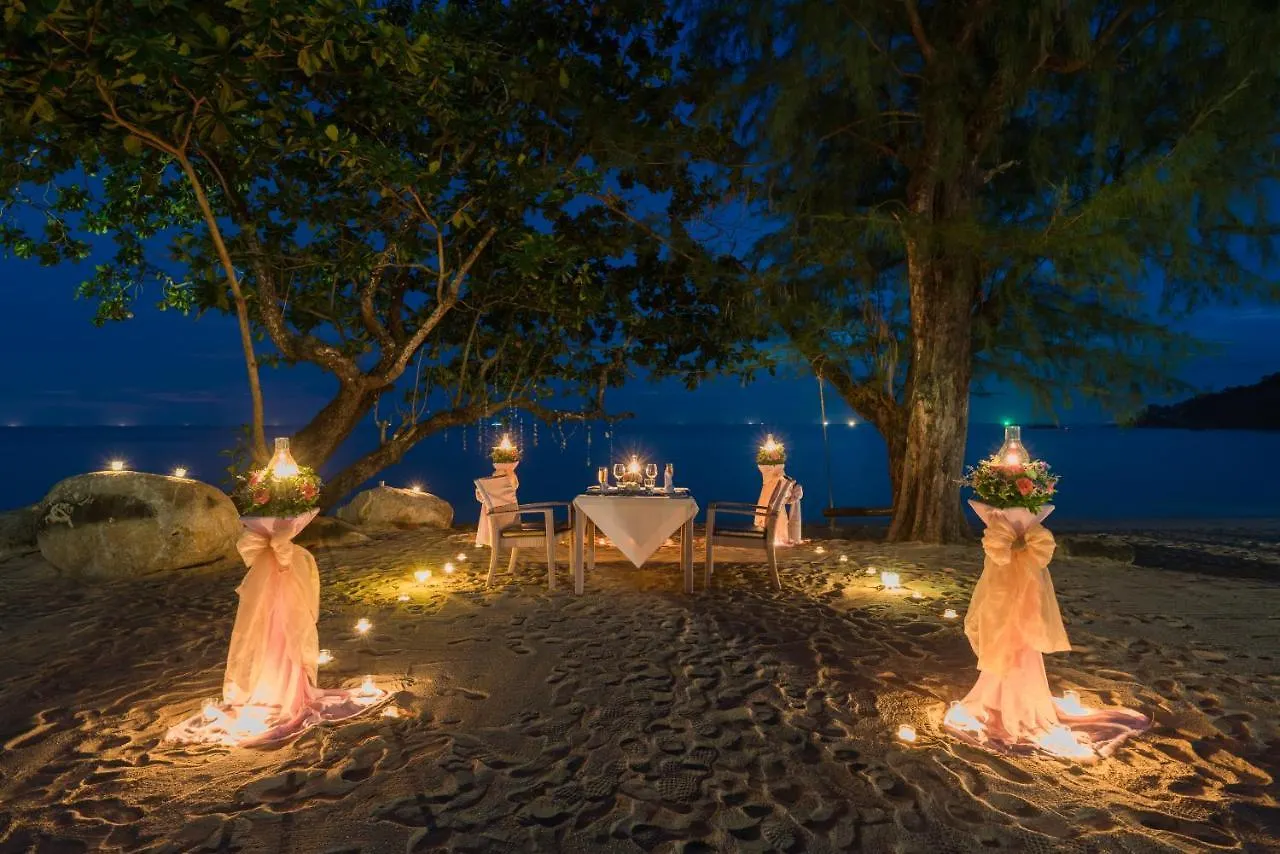 The Briza Beach Resort, Khao Lak Sha Extra Plus 4*,  Thailand